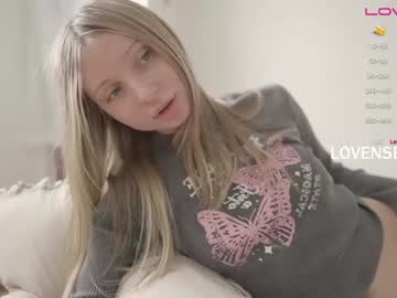 girl
        pureangeldolores cam image #3291436
