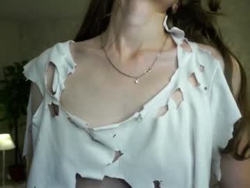 girl
        petraclem cam image #5004480