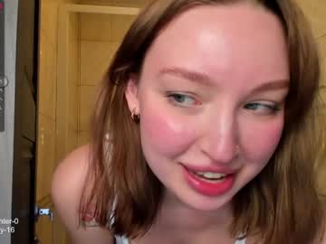 girl
        dinablush cam image #1245477