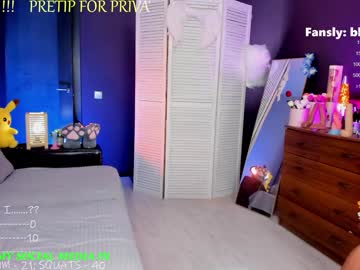 girl
        blush_mikki cam image #4979634