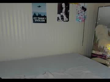 girl
        michelle_swan cam image #408158