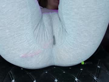 girl
        love_hard_kiru cam image #5167691