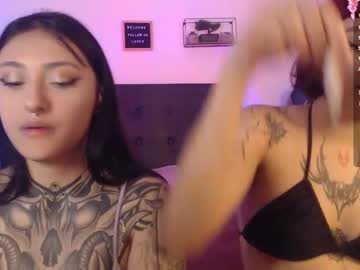 couple
        laurensex4 cam image #5811069