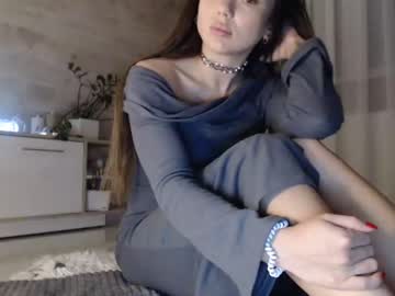 girl
        meryfoxxx cam image #2918602