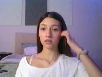 girl
        nanivss cam image #5473549