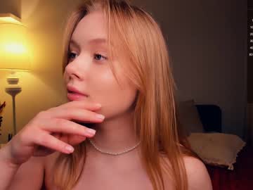 girl
        sun_shiiine cam image #2310086