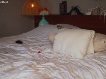 girl
        emilia98xxx cam image #2421102