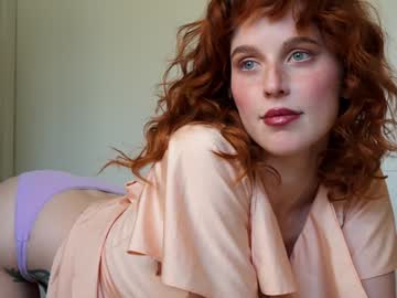 girl
        ellaa91 cam image #5607812