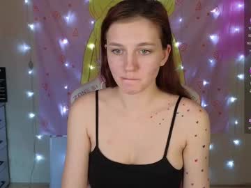 girl
        wanna_breed cam image #5560646