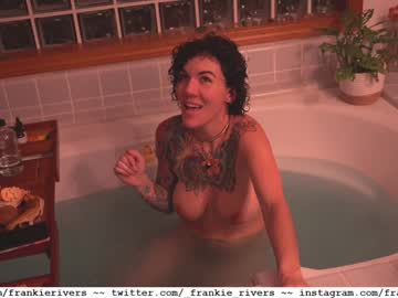 girl
        _frankie_rivers cam image #5781207