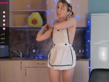 girl
        suzanprincess cam image #431451