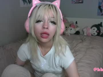 girl
        bbypawz cam image #5466720