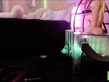 girl
        milf_lacey cam image #2819464
