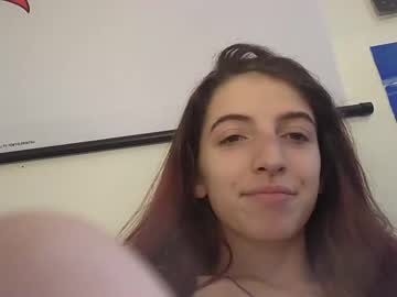 girl
        firebenderbaby02 cam image #3350087