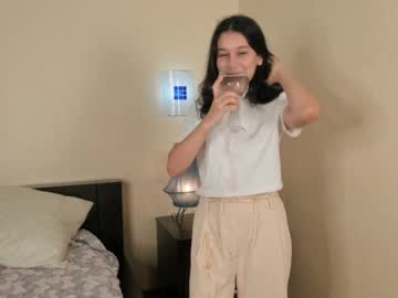 girl Cam Girls Get Busy With Their Dildos With No Shame with hildaharding