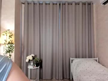 girl
        the_shy_redhead cam image #4843070