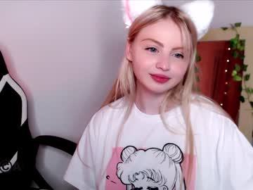girl
        shy_blondiee cam image #867267