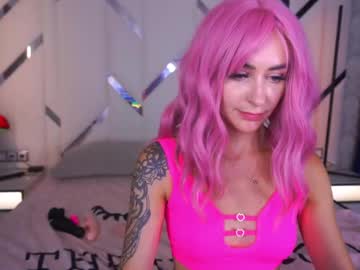 girl Cam Girls Get Busy With Their Dildos With No Shame with top_grace
