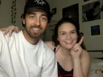 couple
        zandg cam image #5090979