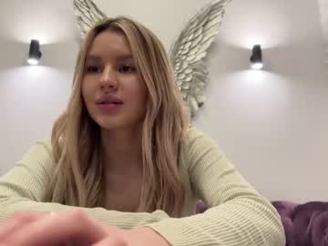 girl
        riley_ly cam image #1707095