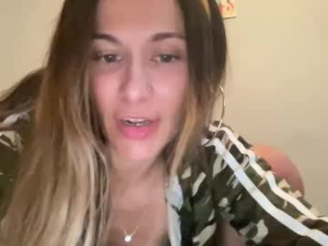 girl Cam Girls Get Busy With Their Dildos With No Shame with calibarbie24