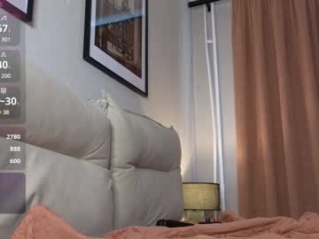 girl
        brightrays__ cam image #6730742