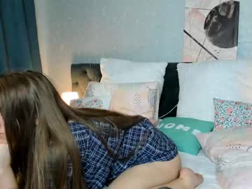 girl
        ellis_frisk cam image #2048152