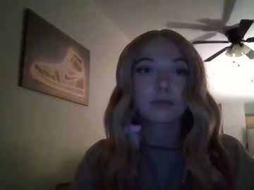 girl
        angelgrl444 cam image #3411730