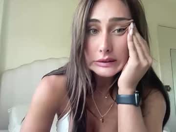 girl
        sashabooxx cam image #5680423