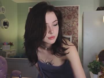 girl
        adelina____ cam image #3729931