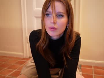 girl
        ellaa91 cam image #226275