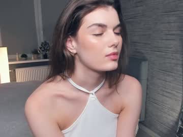 girl
        candy_flo cam image #6054035