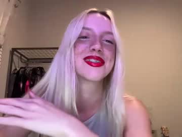 girl
        riababe cam image #2132532