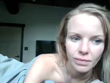 girl Cam Girls Get Busy With Their Dildos With No Shame with carinablair777