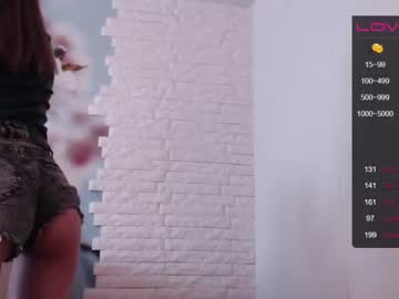 girl
        mazzanti_ cam image #1877633