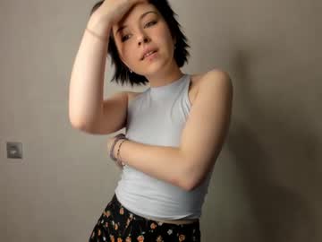girl
        louisejamie cam image #1623916