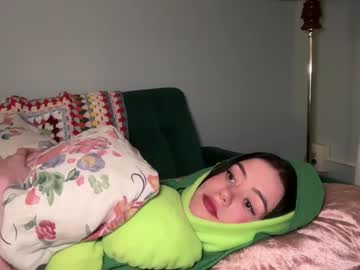 girl
        littlesugarpea cam image #6140783