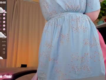 girl
        amelie_polians cam image #833809