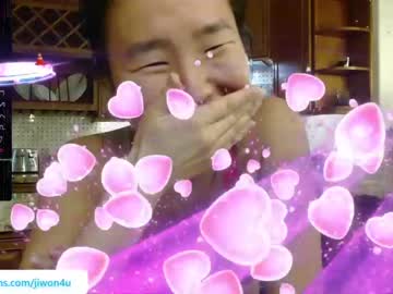 girl
        jiwon4u cam image #3331843