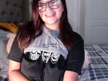girl
        lopezbecky cam image #2397471