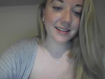 girl
        caxellaxo12 cam image #2072989