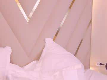 girl
        gwenbanks cam image #6604508