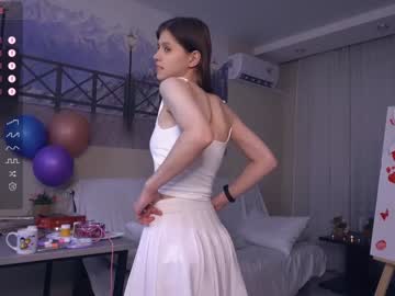 girl
        maydacarls cam image #3938744