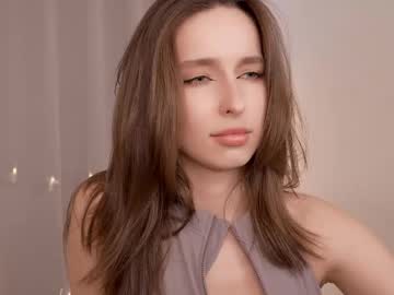 girl
        silent_chill cam image #6762817