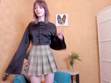 girl
        cristal_moli cam image #475480