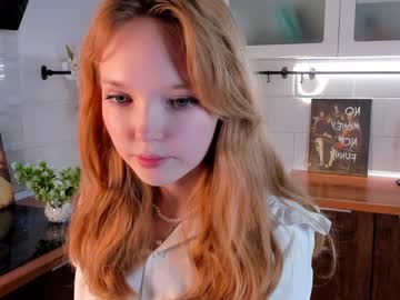 girl
        maudbayles cam image #5366422
