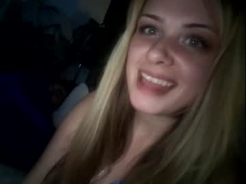 couple
        allysplayroom cam image #768601