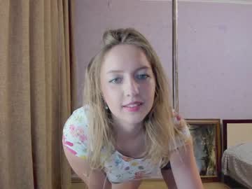 girl
        candy_campbell cam image #2020987