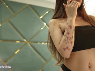 girl
        angel_luisa cam image #6731374