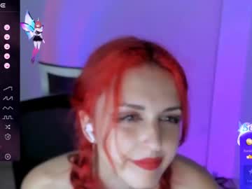 girl
        sandraa_baby cam image #4479418